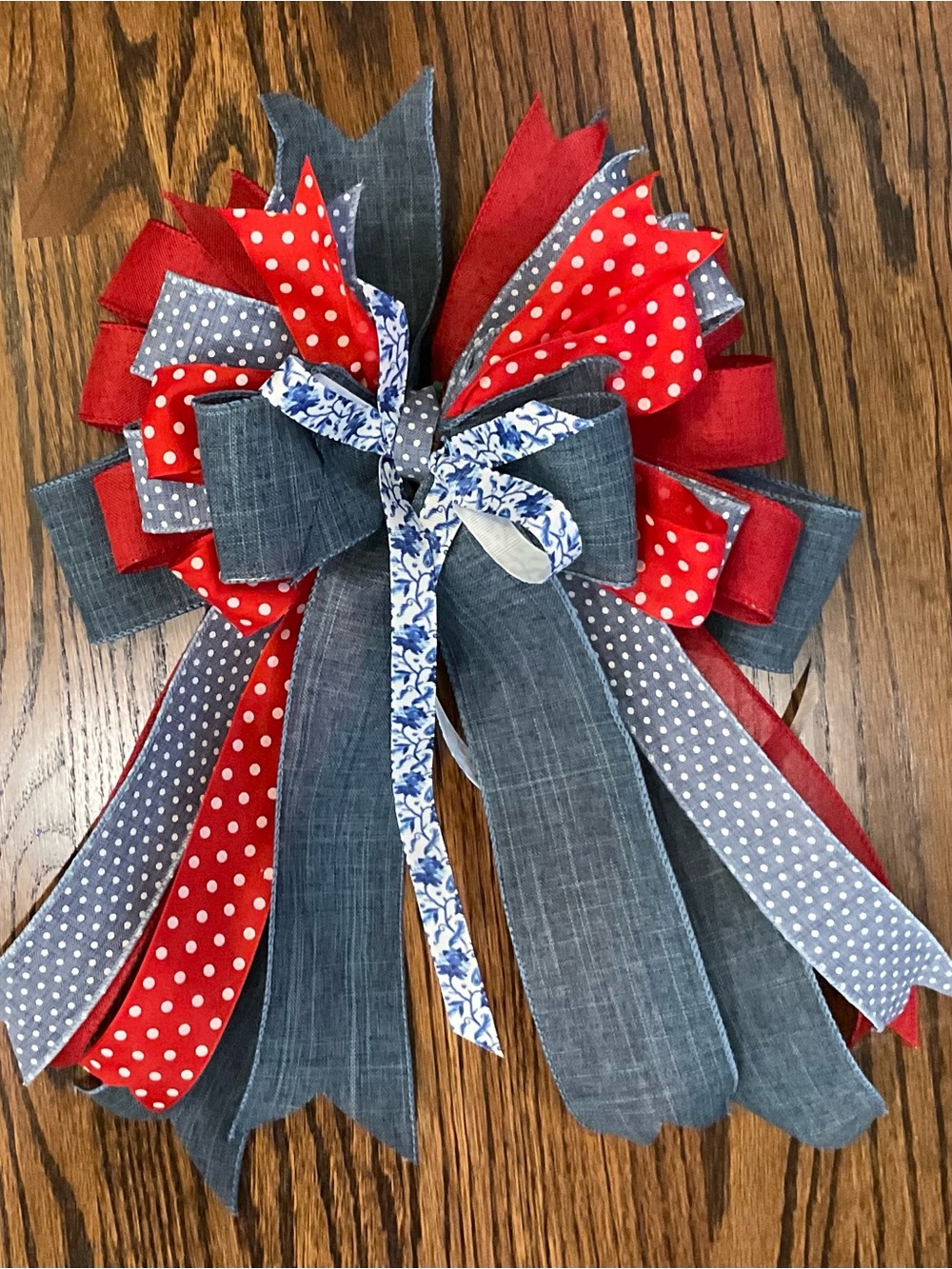 Patriotic Red and Gray Ribbon Wreath Bow - Unbranded